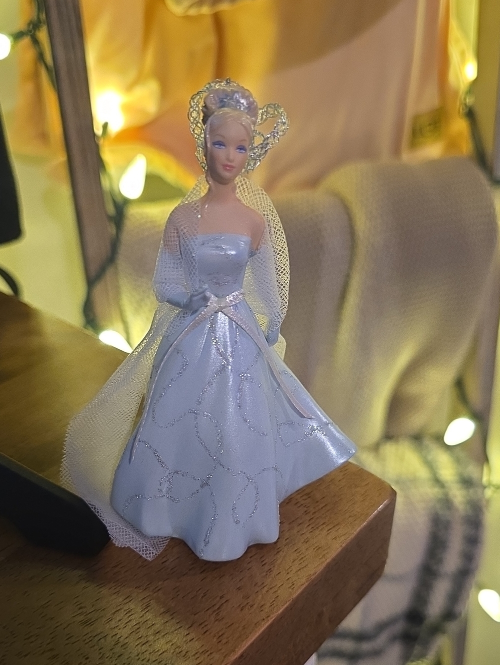 2001 Barbie Figurine Decorative Ornament